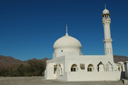 μουσουλμανικό τέμενος στον δρόμο για την Hatta